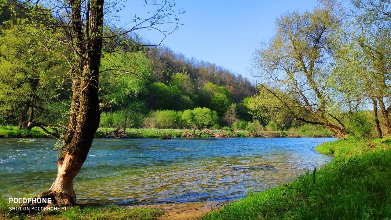 Smaragd River Near Rastoke & Plitvice Lakes Slunj Exterior photo