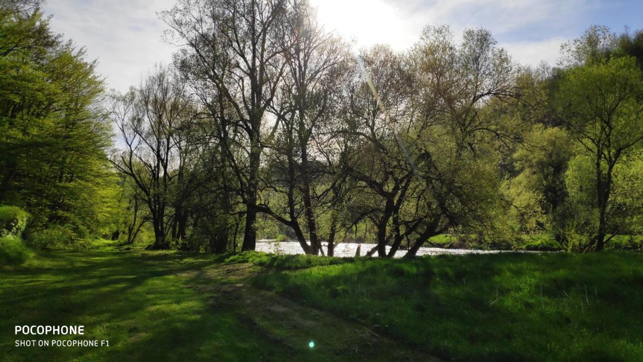 Smaragd River Near Rastoke & Plitvice Lakes Slunj Exterior photo